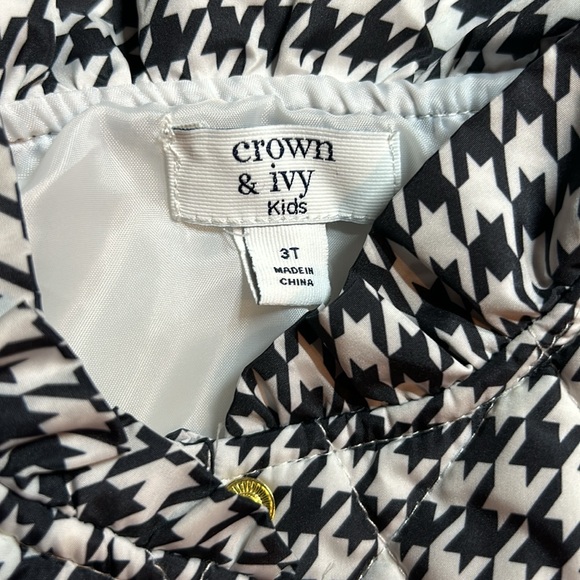 Crown & Ivy Kids Girls Houndstooth Snap Front quilted Vest 3T-EUC - Picture 3 of 4